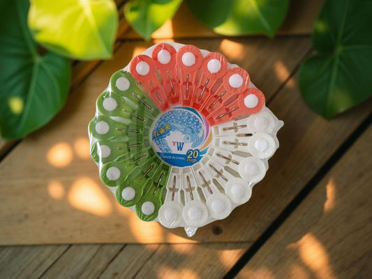 Carlige Plastic Color Rotunde (20 buc/set) En-gross