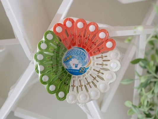 Carlige Plastic Color Rotunde (20 buc/set) En-gross