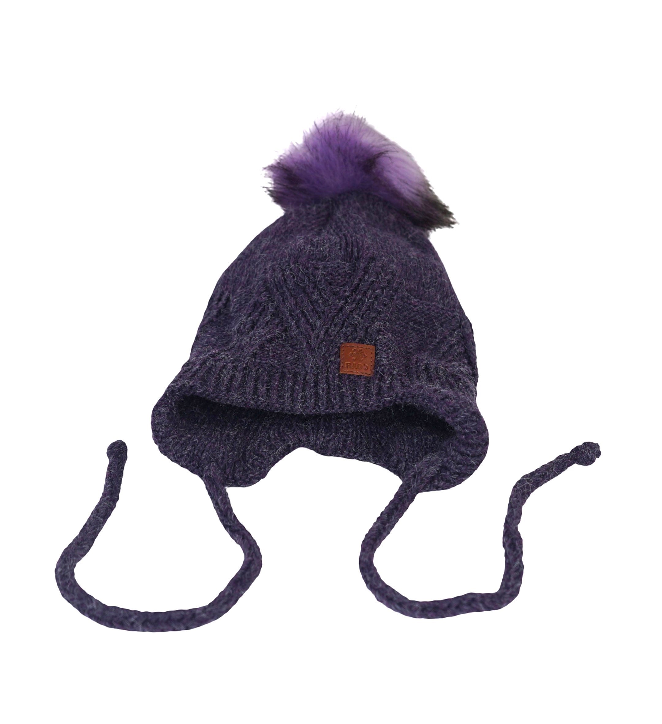 Căciulă Tricotată Cu Moț Si Snururi Model Unisex Pentru Copii