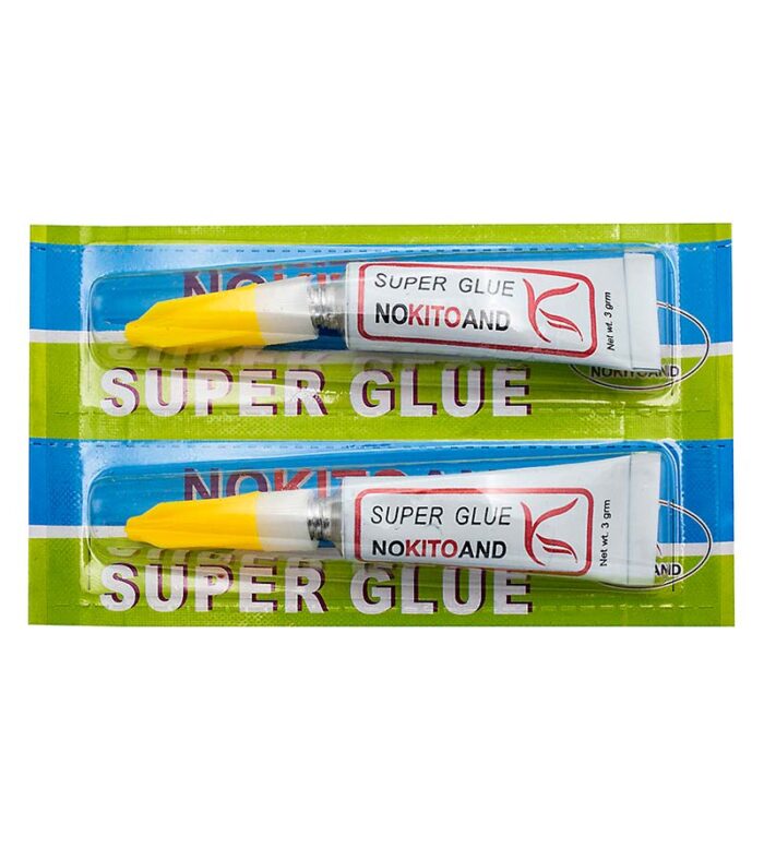 Adeziv Super Glue universal este un adeziv instant cianoacrilat cu densitate ridicata. Utilizare pentru plastic, metal, lemn, cauciuc, hartie si piele. Produsul se vinde la set de 12 bucati.